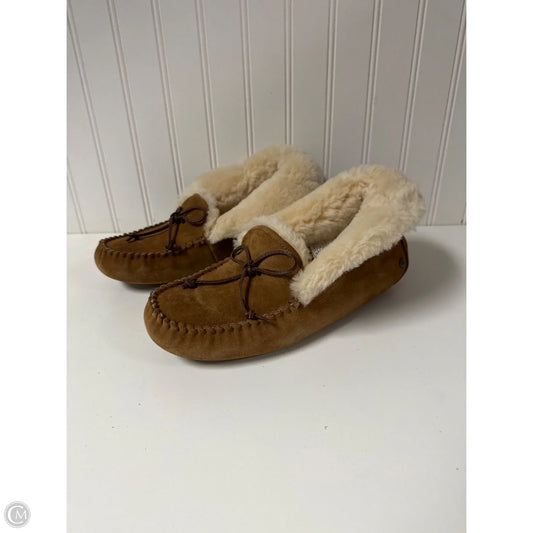 Boots Designer By Ugg In Brown, Size: 9