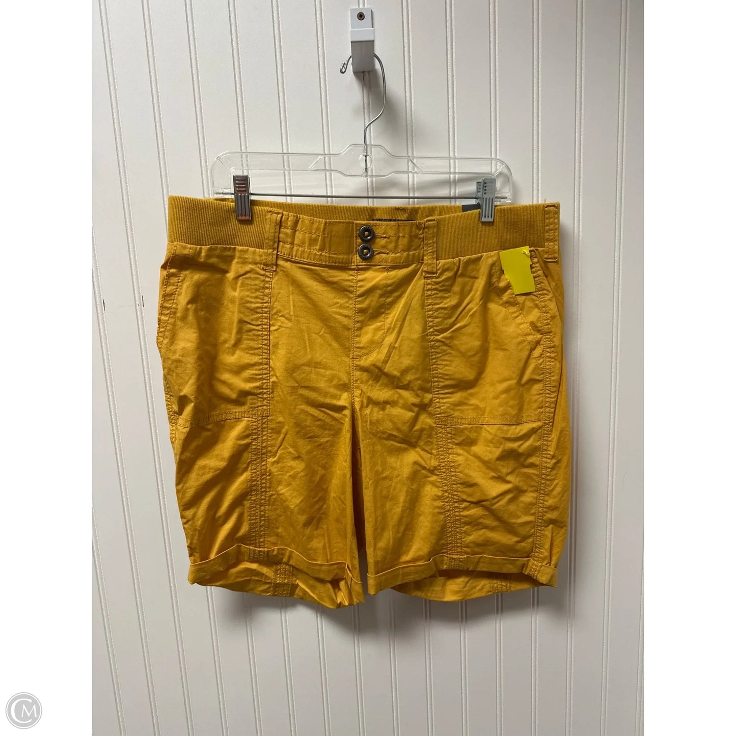 Shorts By Torrid In Yellow, Size: 14