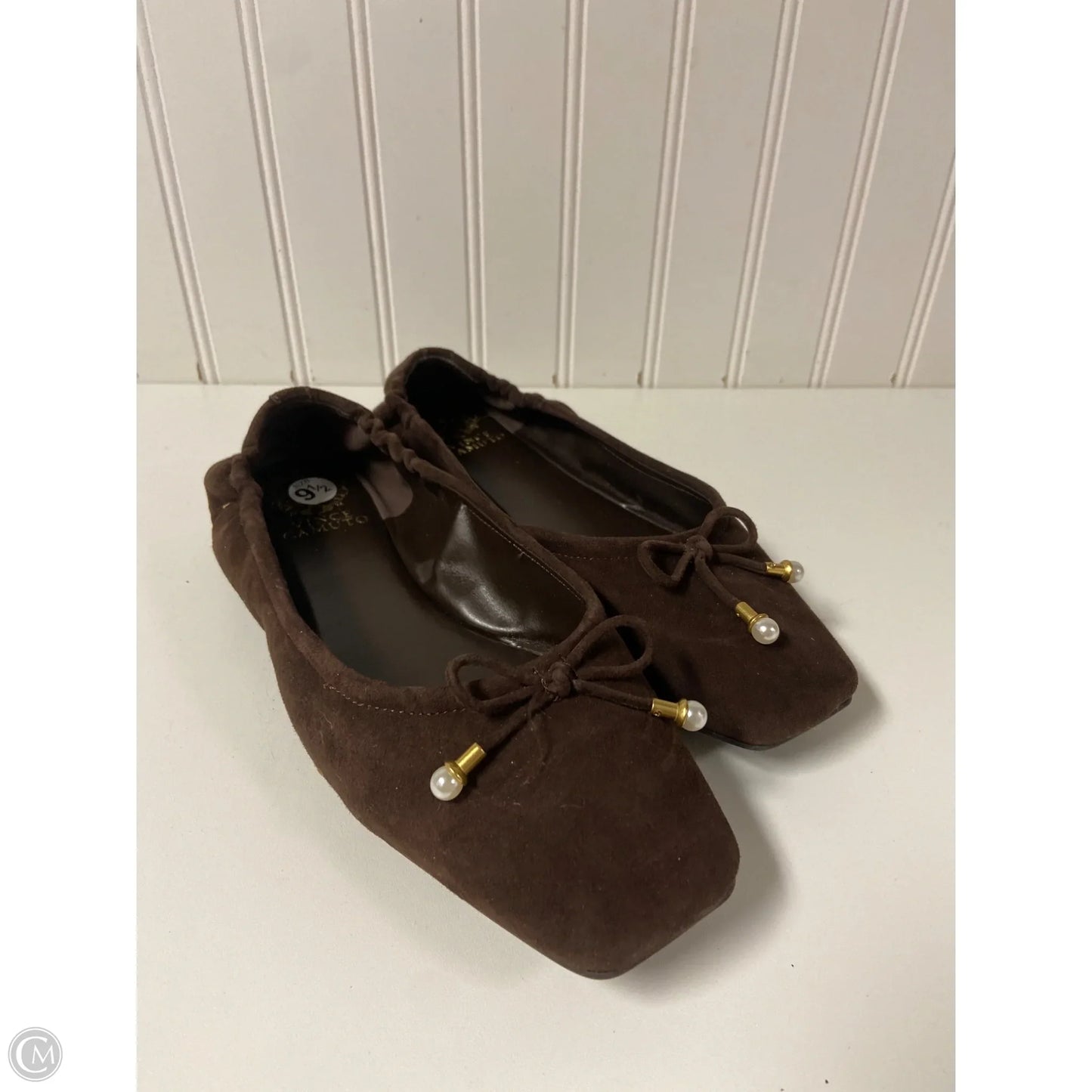 Shoes Flats By Vince Camuto In Brown, Size: 9.5