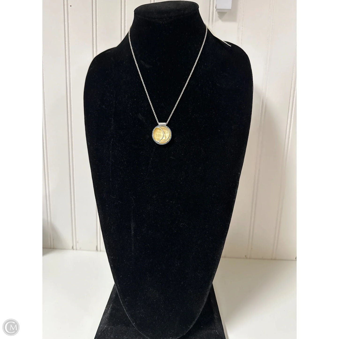 Necklace Pendant By Lucky Brand, Size: 1