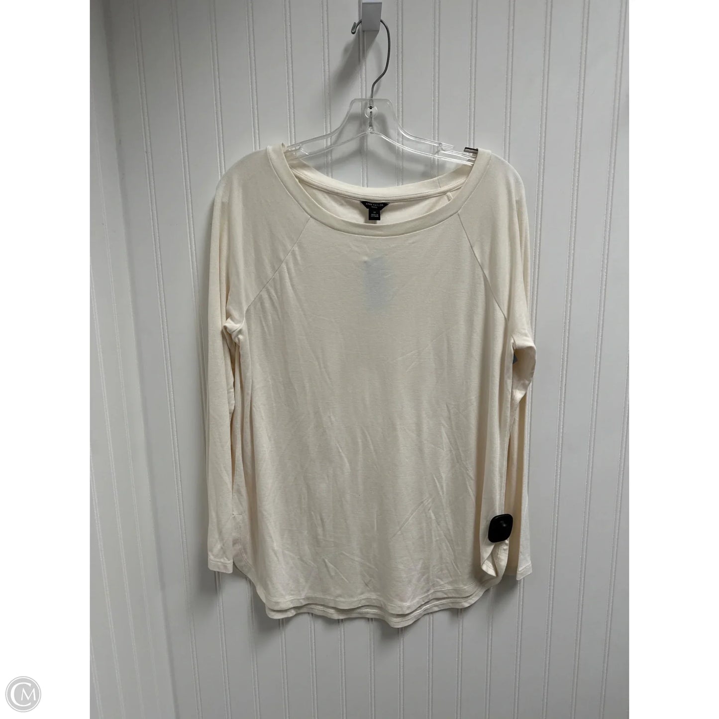 Top Long Sleeve Basic By Ann Taylor In Cream, Size: Lp