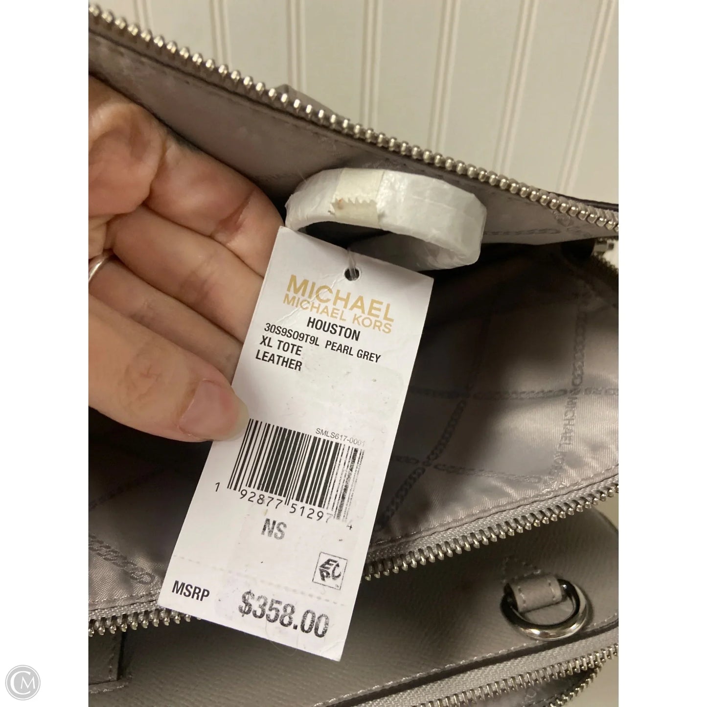 Handbag Designer By Michael Kors, Size: Large