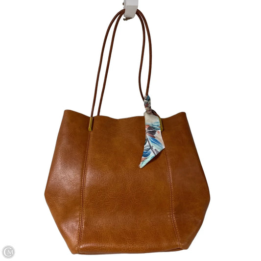 Handbag By Clothes Mentor, Size: Medium