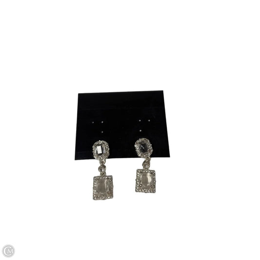 Earrings Dangle/drop By Clothes Mentor