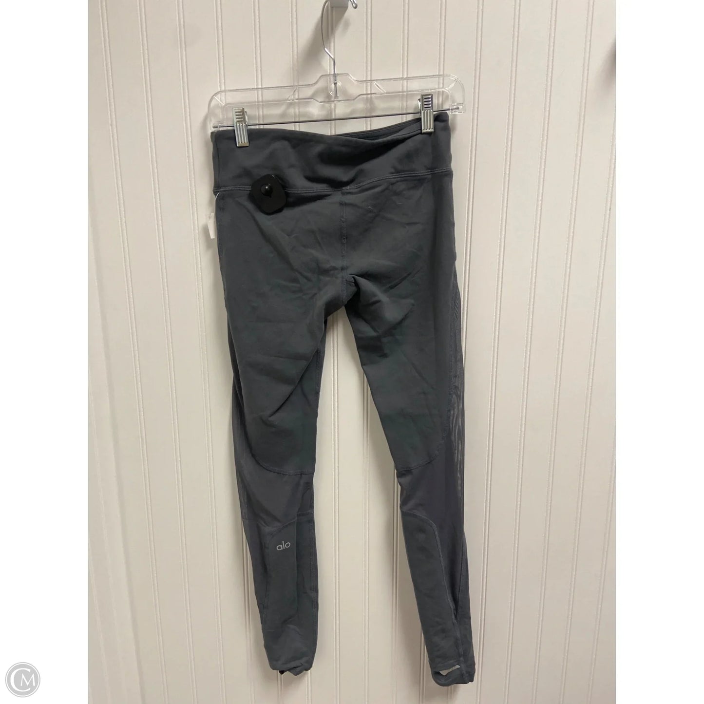 Athletic Leggings By Alo In Grey, Size: S