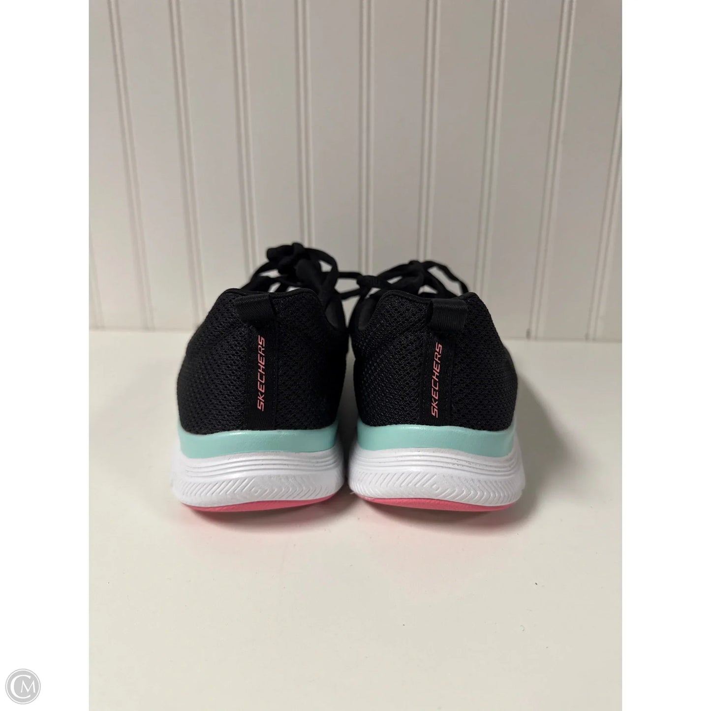 Shoes Athletic By Skechers In Black, Size: 8.5