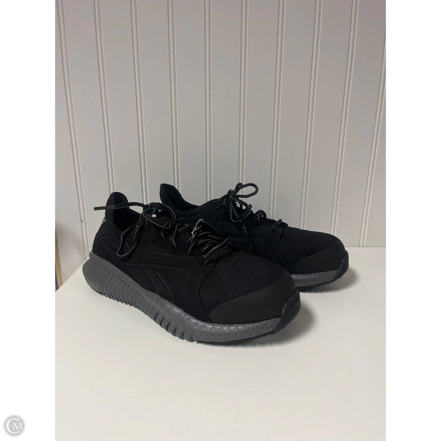 Shoes Athletic By Reebok In Black, Size: 7.5