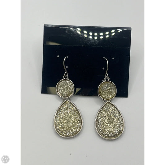 Earrings Dangle/drop By Clothes Mentor