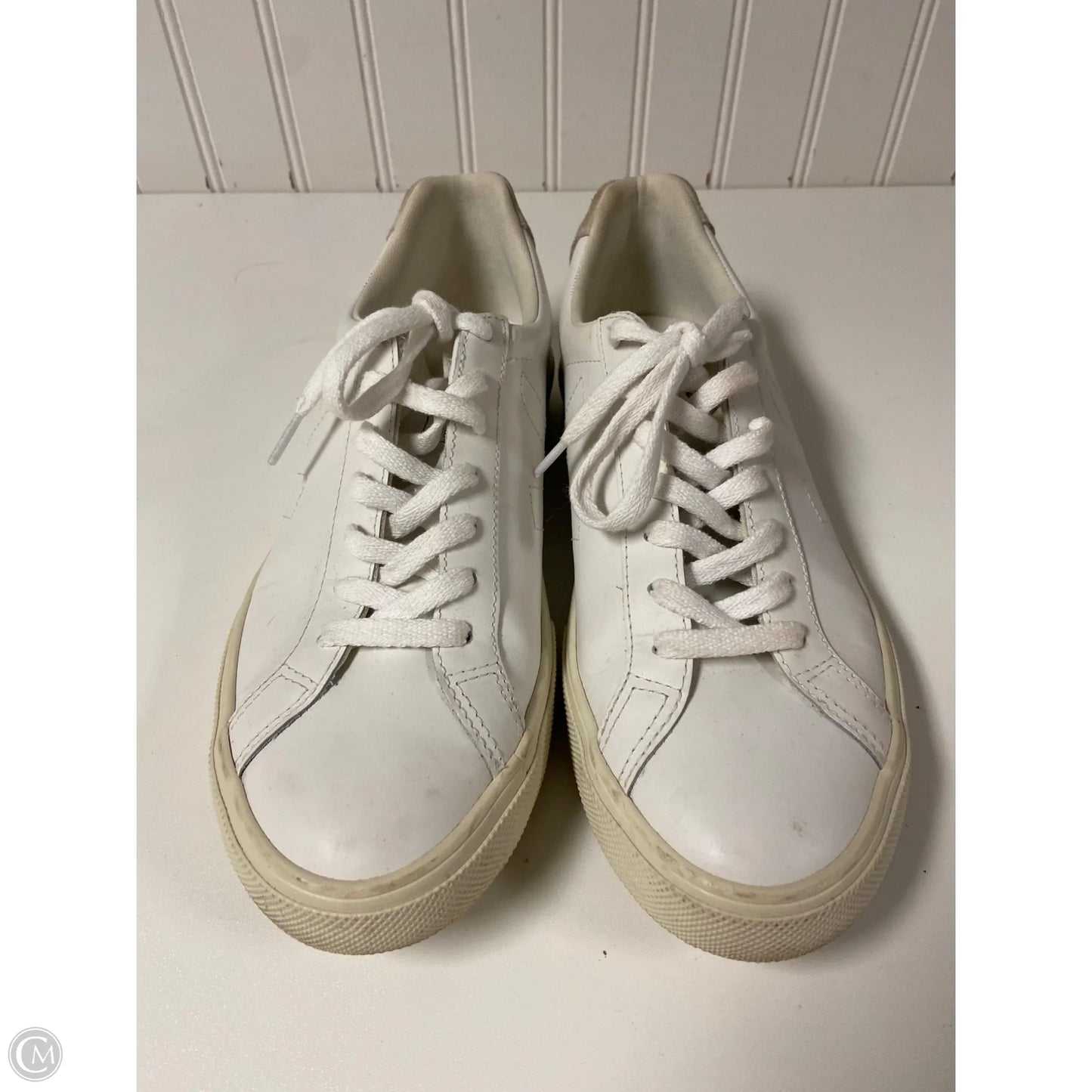 Shoes Sneakers By Veja In White, Size: 10