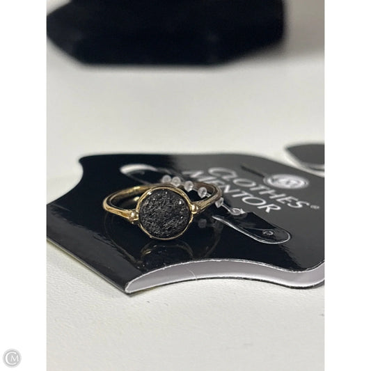 Ring Band By Clothes Mentor, Size: 8
