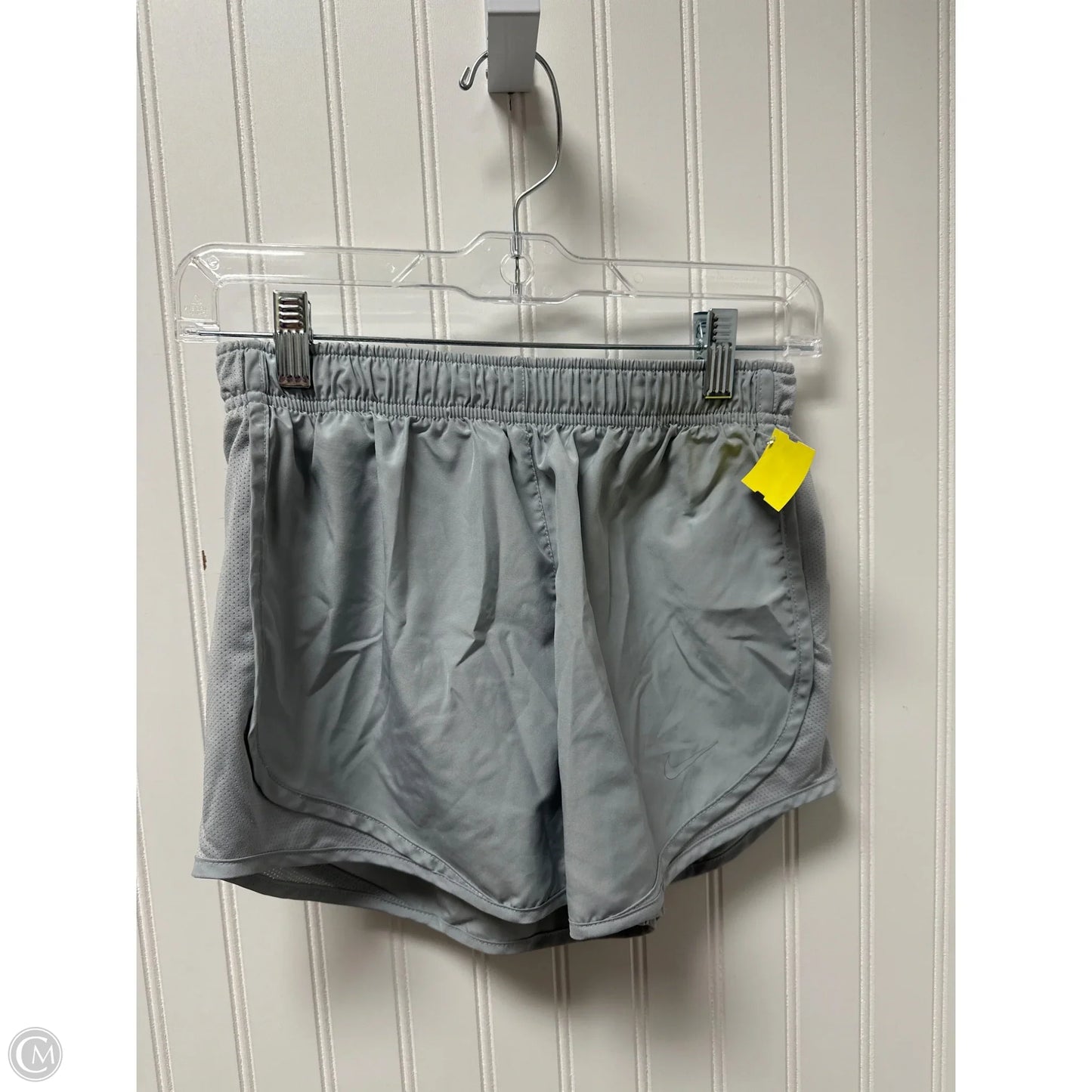 Athletic Shorts By Nike In Grey, Size: S