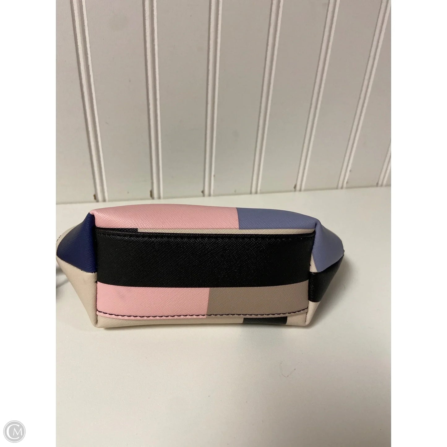 Makeup Bag Designer By Kate Spade, Size: Small