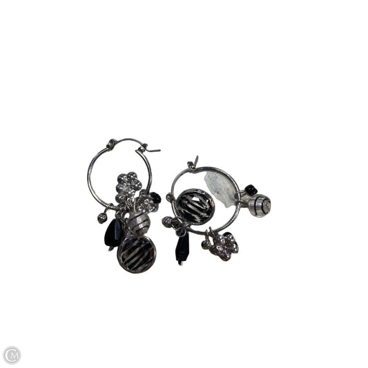 Earrings Hoop By Clothes Mentor, Size: 1