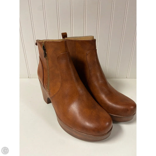 Boots Ankle Heels By Boc In Brown, Size: 10