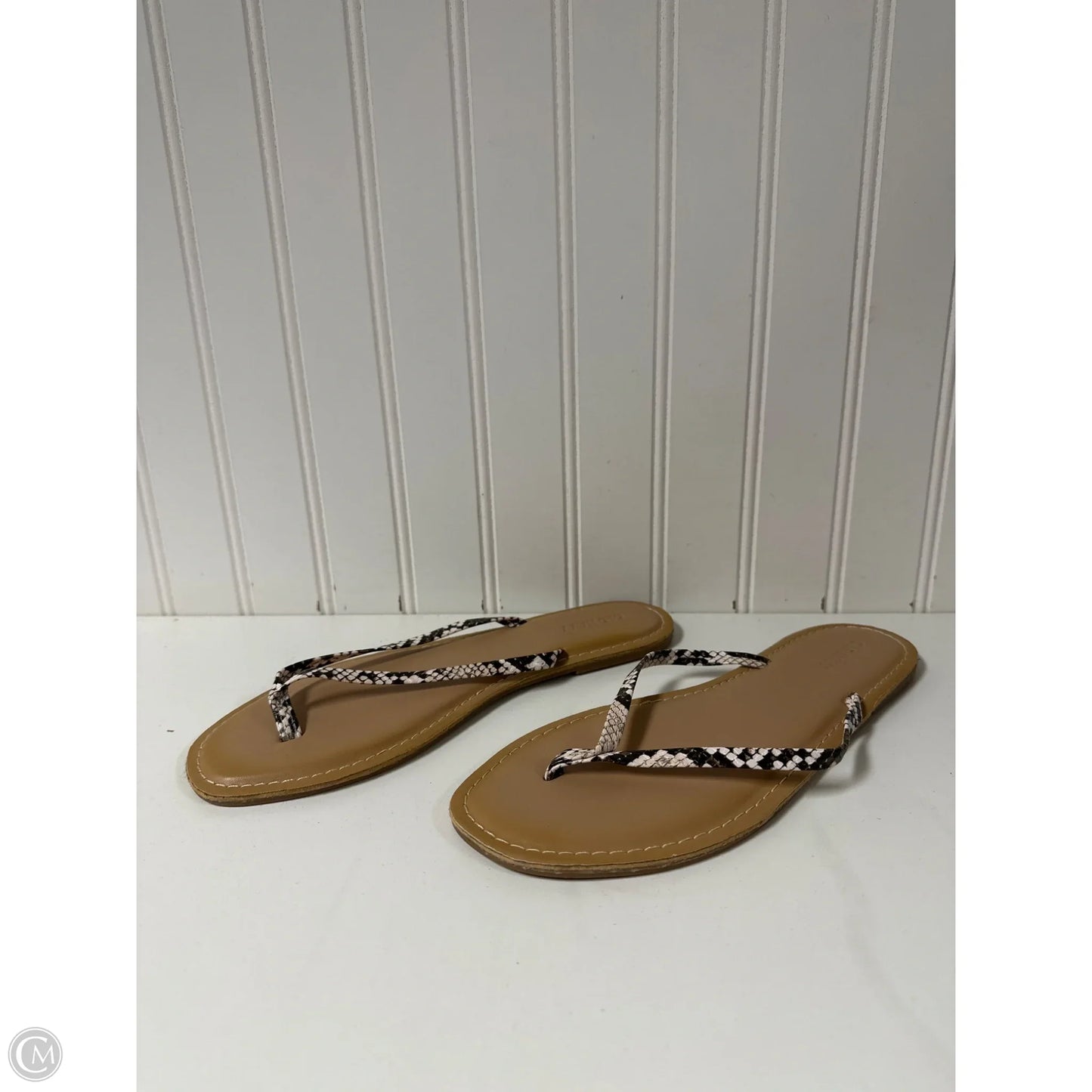 Sandals Flats By Old Navy In Brown, Size: 8