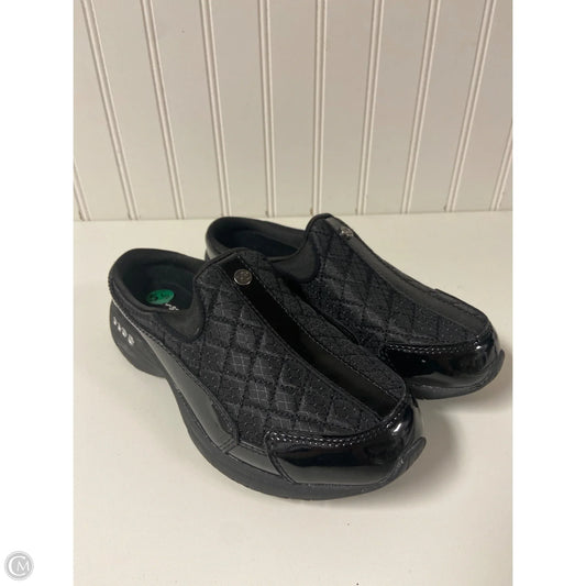 Shoes Flats By Easy Spirit In Black, Size: 5.5