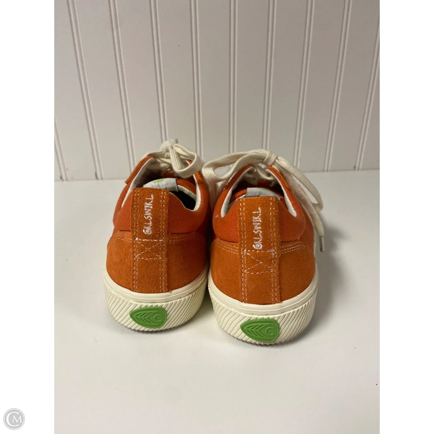 Shoes Sneakers By Cariuma In Orange, Size: 8