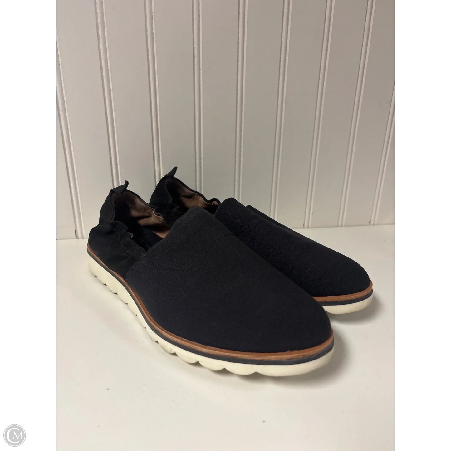 Shoes Flats By Louise Et Cie In Black, Size: 9.5