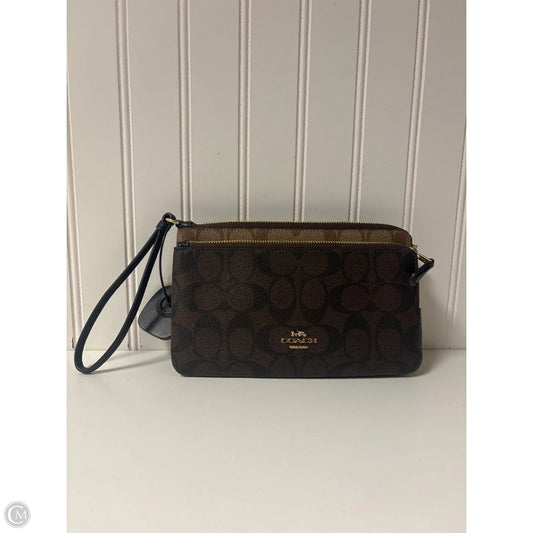 Wristlet Designer By Coach, Size: Medium