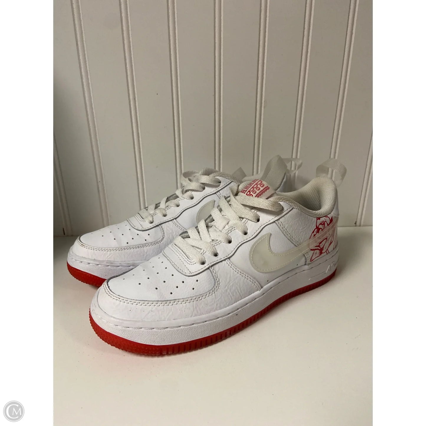 Shoes Sneakers By Nike In Red & White, Size: 7