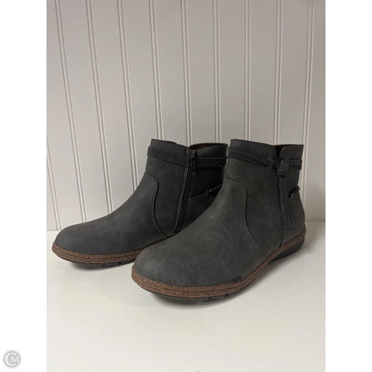 Boots Ankle Flats By Boc In Grey, Size: 10