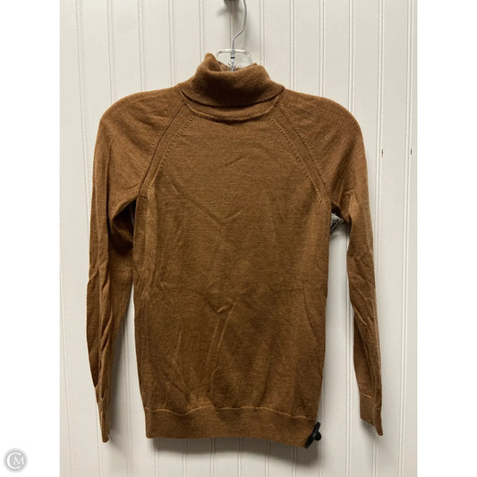 Sweater By Gap In Brown, Size: Xs