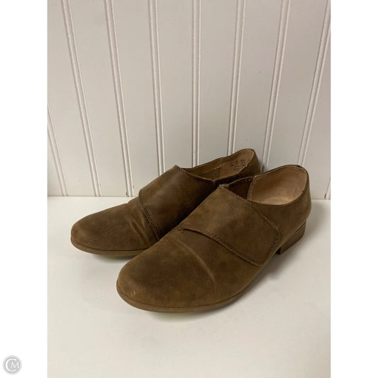 Shoes Flats By Abella In Brown, Size: 7.5