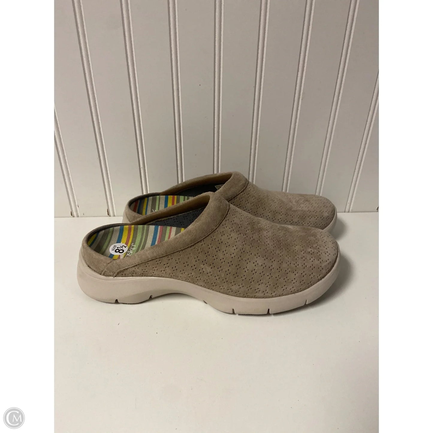 Shoes Flats By Dansko In Taupe, Size: 8.5