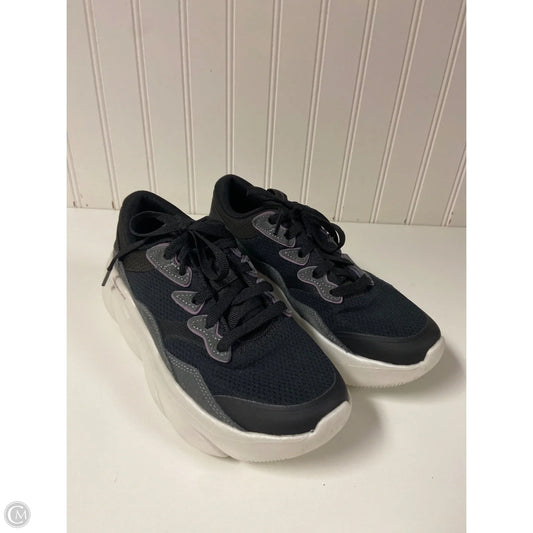 Shoes Athletic By Skechers In Black, Size: 6.5