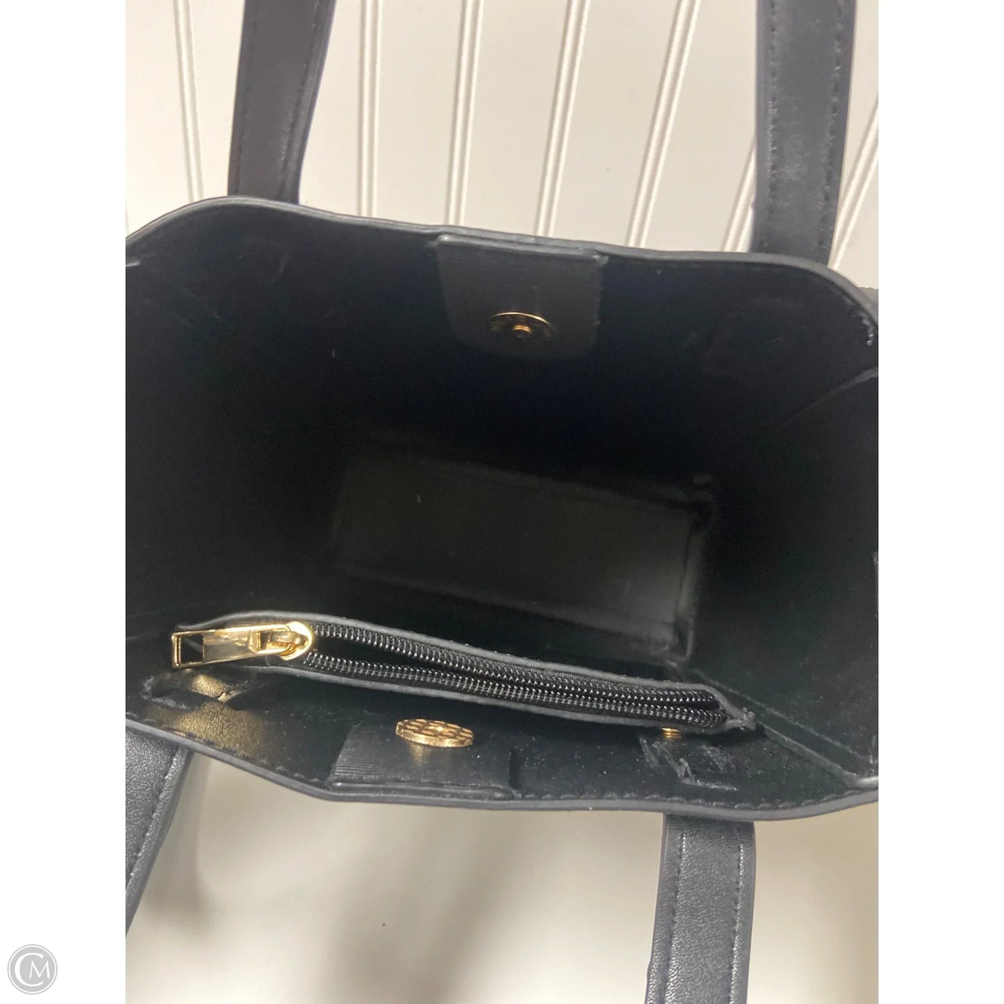 Handbag By Clothes Mentor, Size: Medium