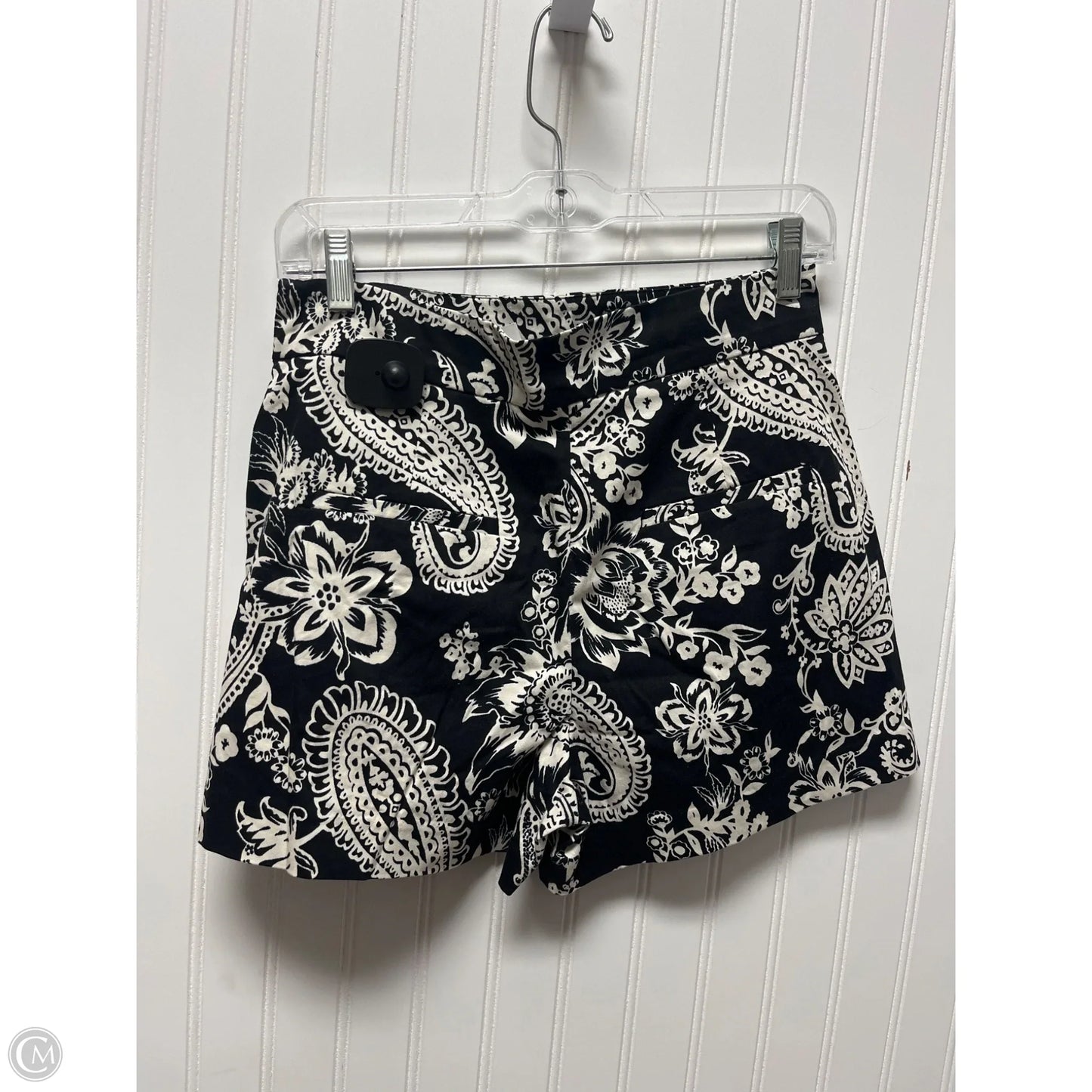 Shorts By Zara In Black & Cream, Size: 6