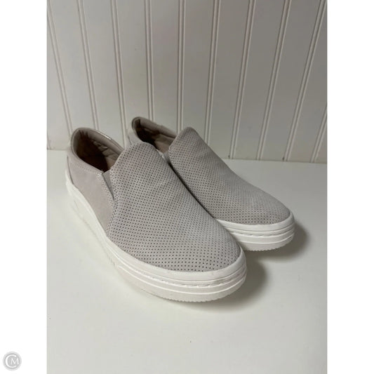 Shoes Sneakers By Clothes Mentor In Grey, Size: 9.5