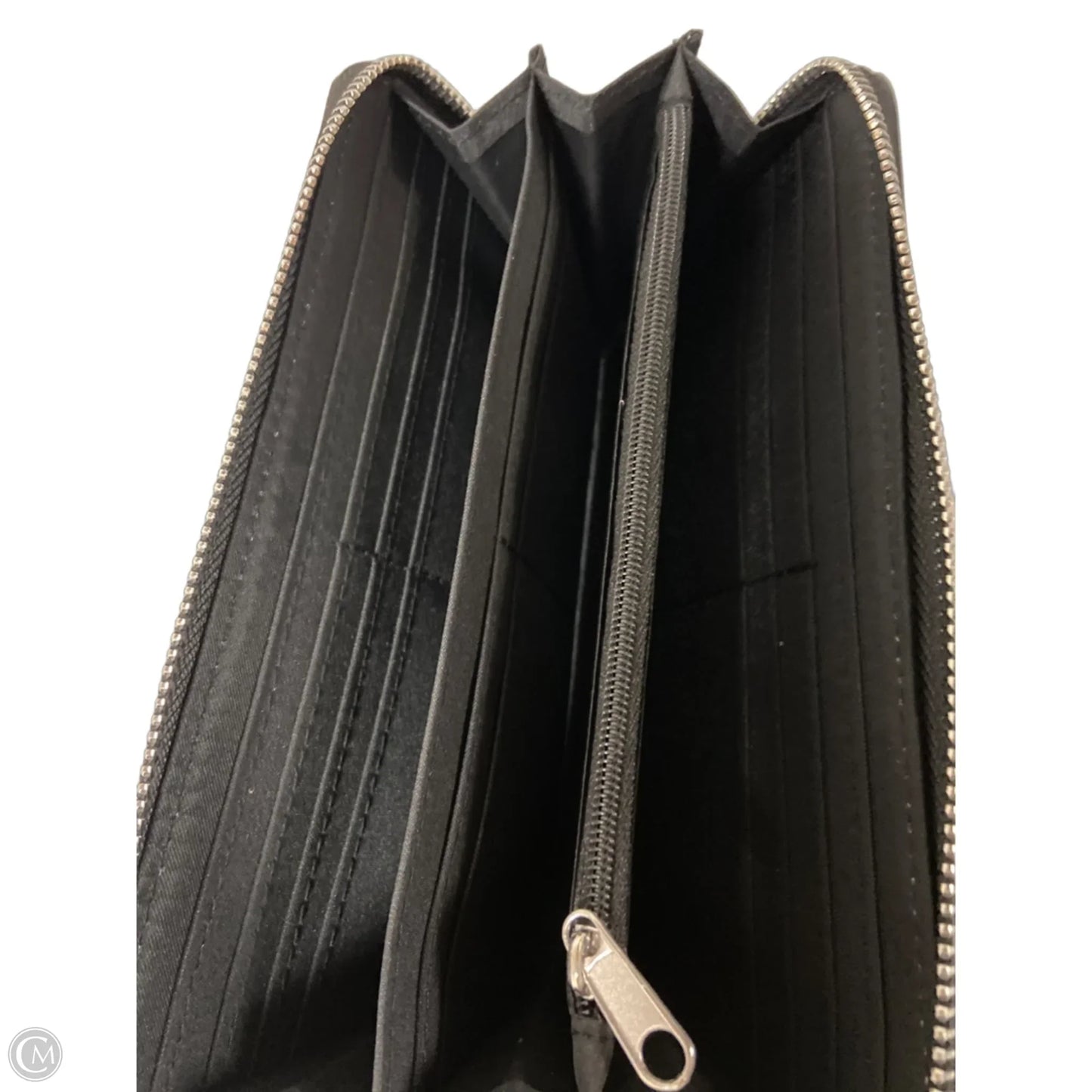 Wallet By Clothes Mentor, Size: Medium