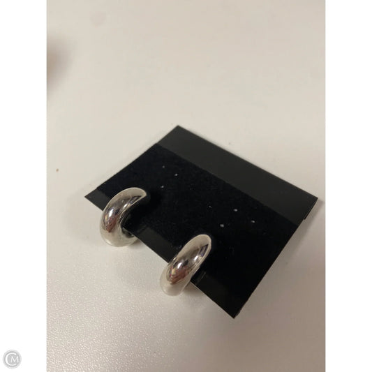 Earrings Hoop By Clothes Mentor, Size: 1