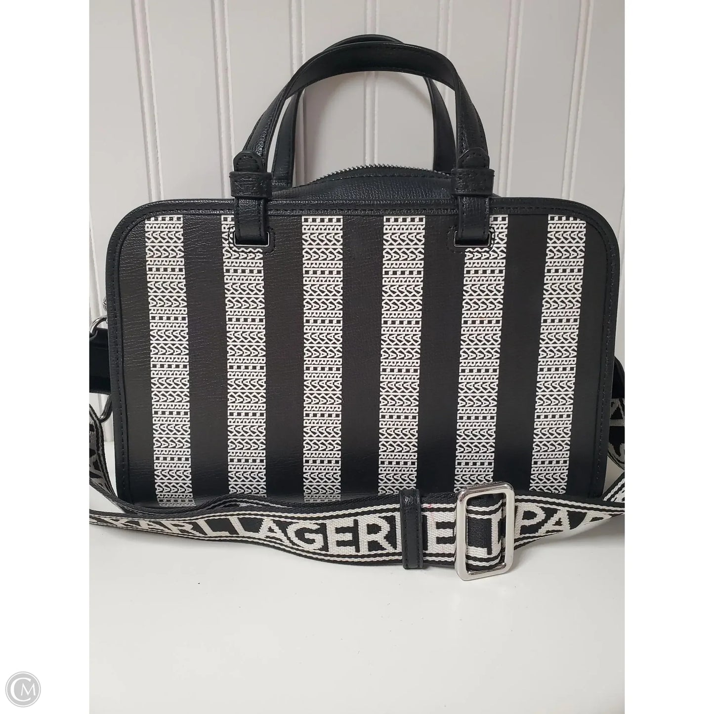 Crossbody Designer By Karl Lagerfeld, Size: Medium