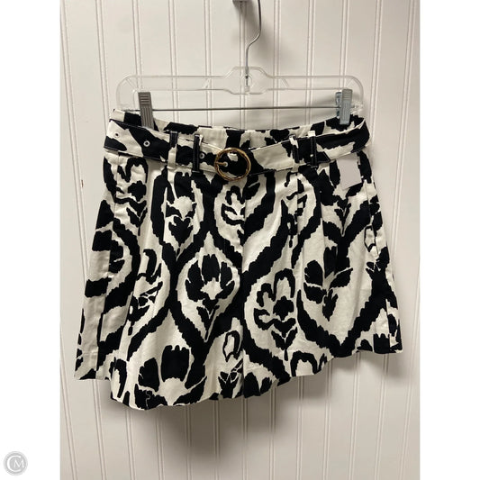 Shorts By White House Black Market In Black & White, Size: 4