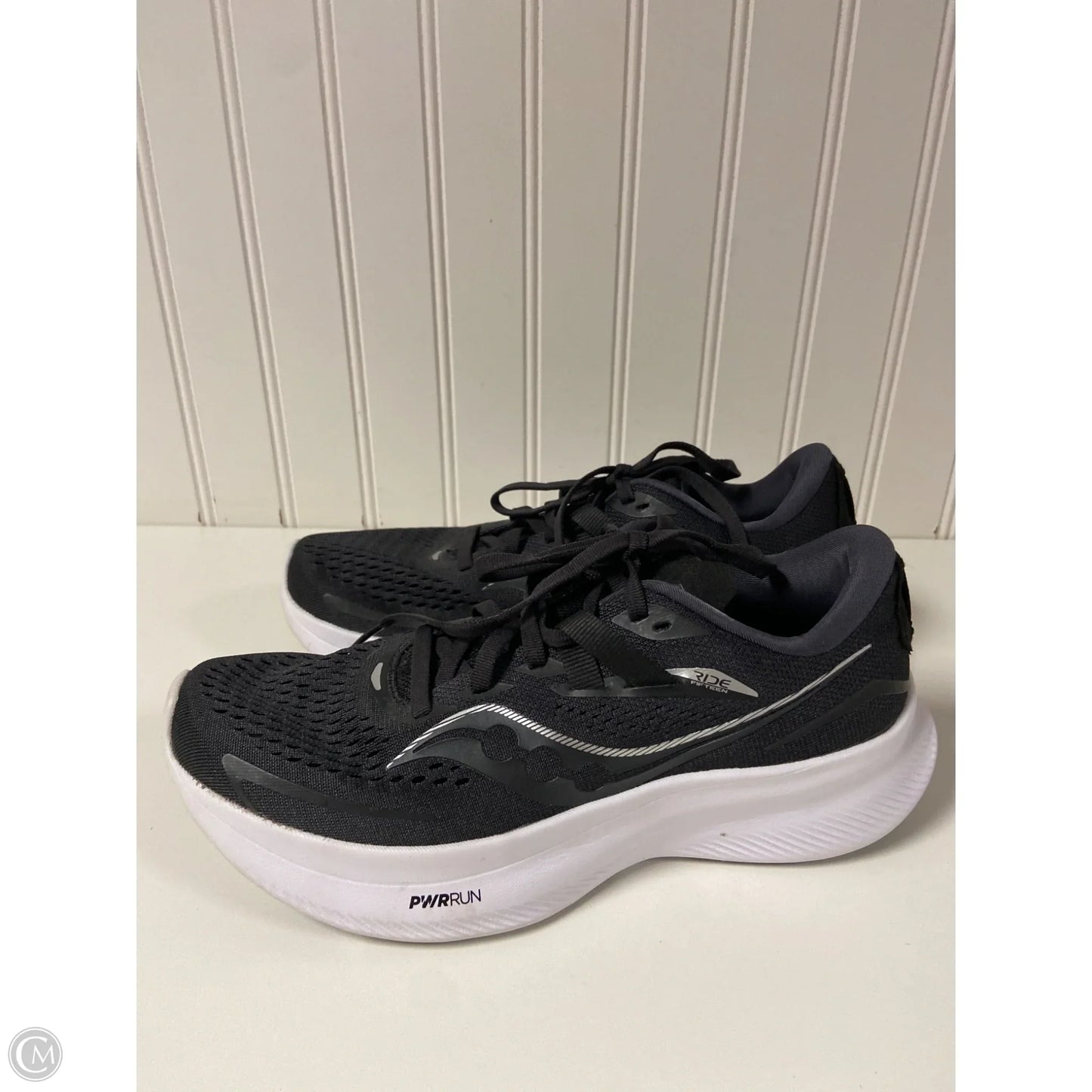 Shoes Athletic By Cmc In Black, Size: 6.5