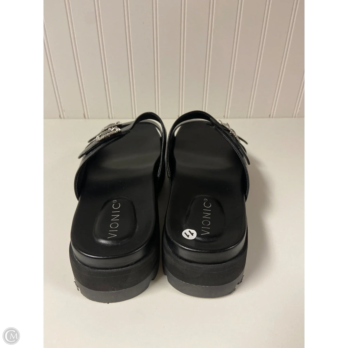 Sandals Flats By Vionic In Black, Size: 11