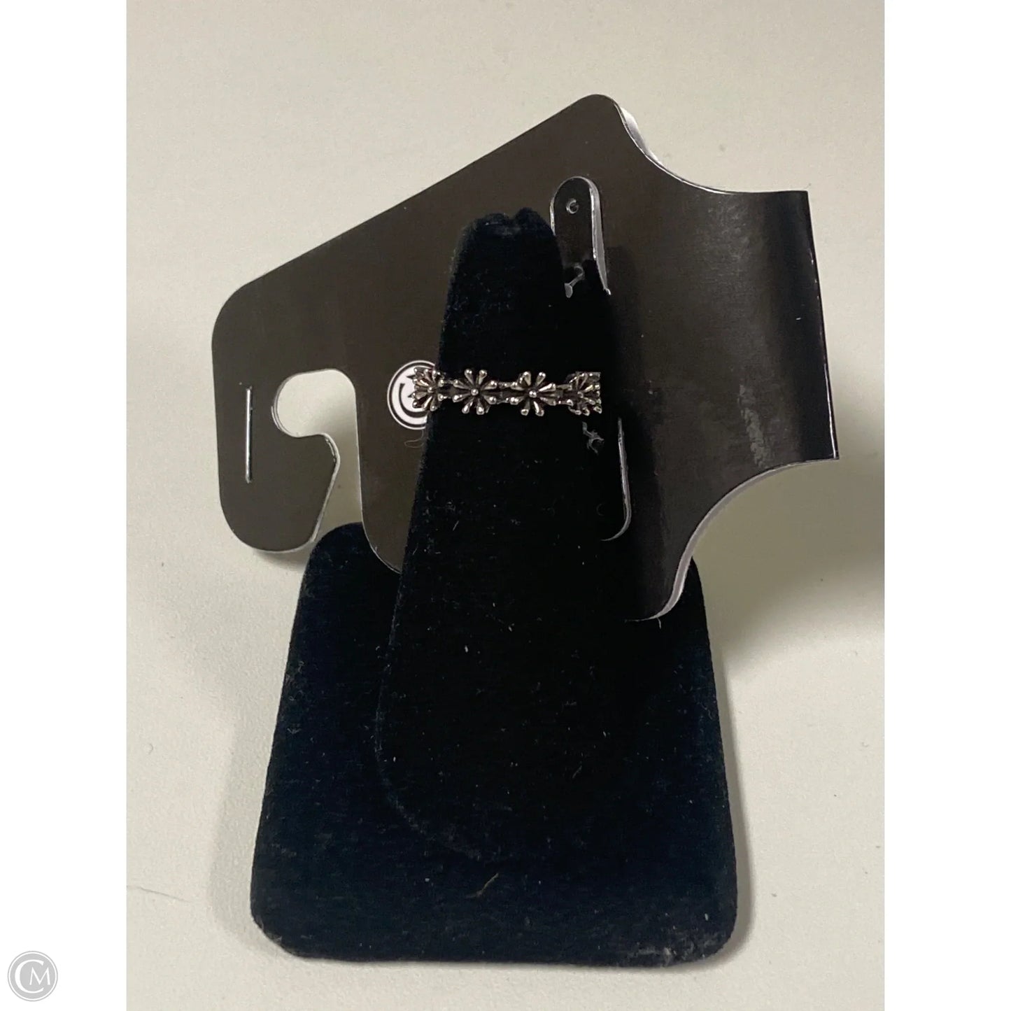 Ring Band By Clothes Mentor, Size: 7