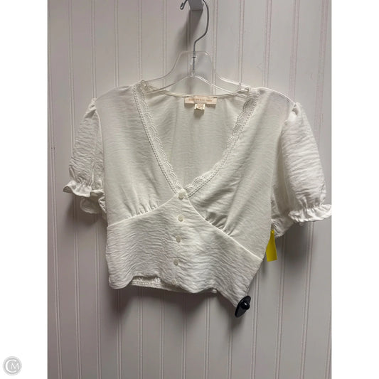 Top Short Sleeve By Monteau In White, Size: M