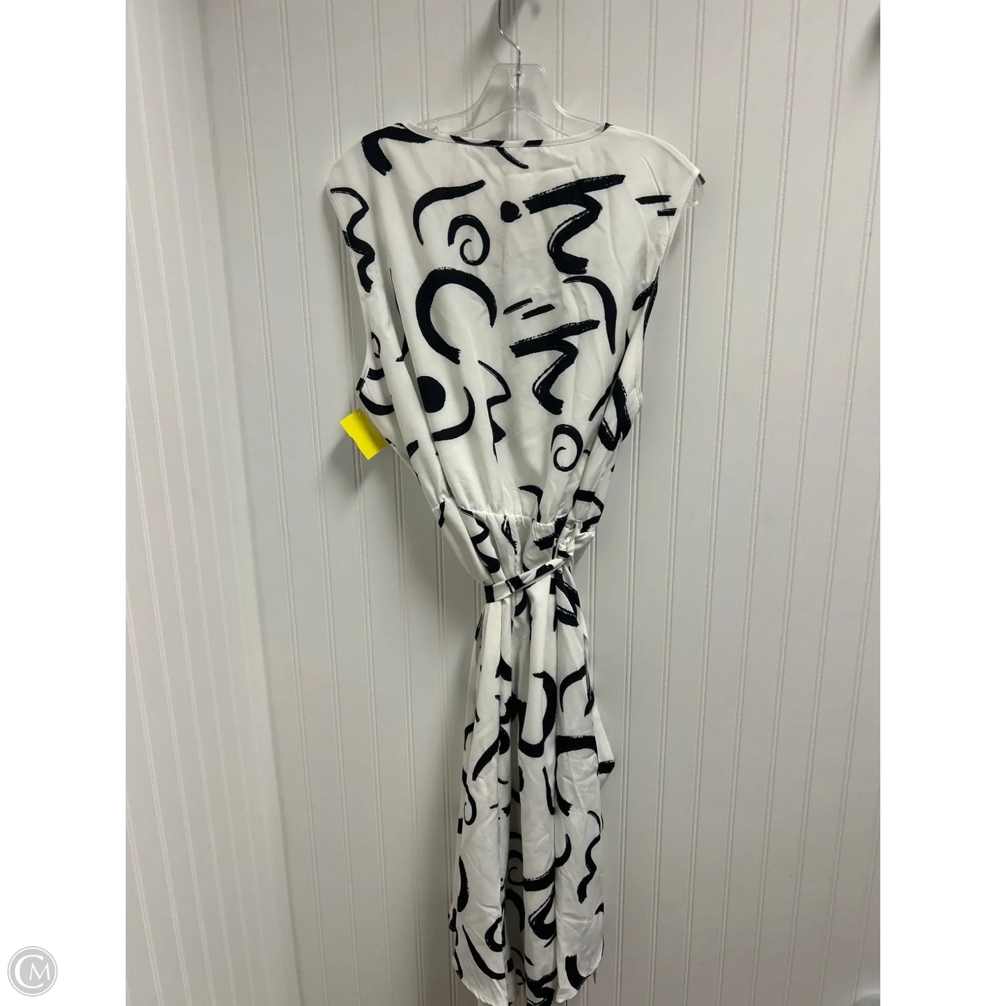 Dress Casual Short By Bloomchic In Black & White, Size: 2x