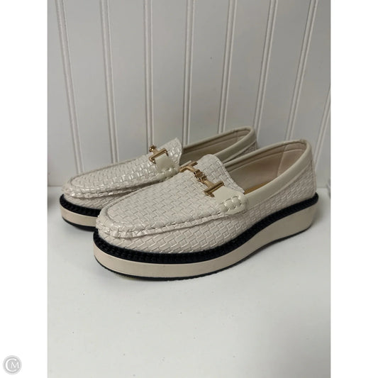 Shoes Flats By Clothes Mentor In Cream, Size: 8.5