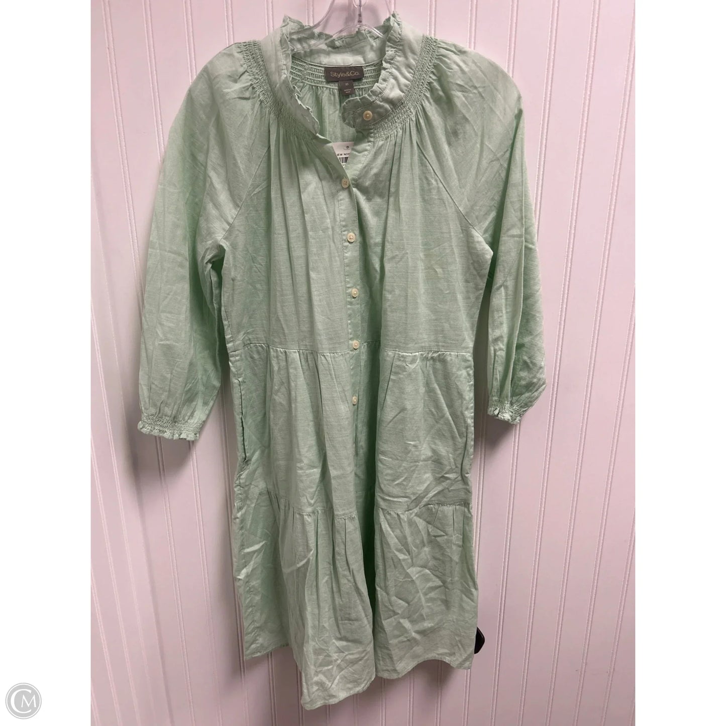 Dress Casual Short By Style And Company In Green, Size: Xs