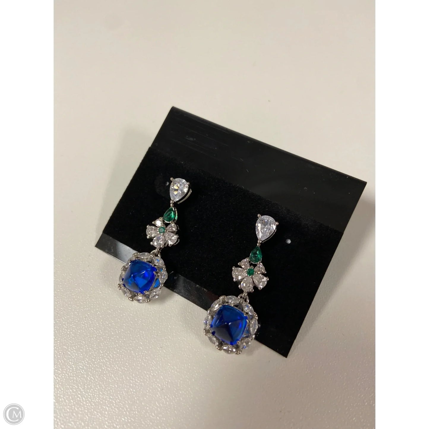 Earrings Dangle/drop By Clothes Mentor