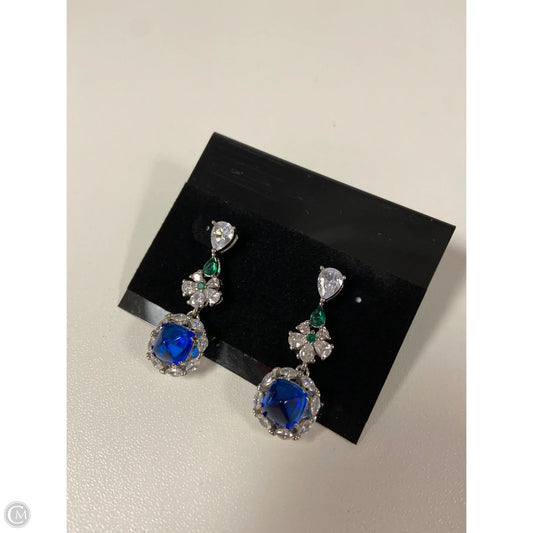 Earrings Dangle/drop By Clothes Mentor