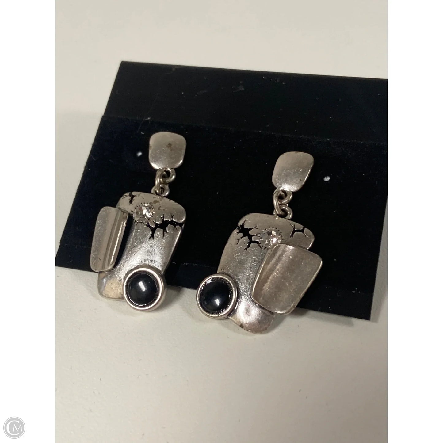 Earrings Dangle/drop By Clothes Mentor