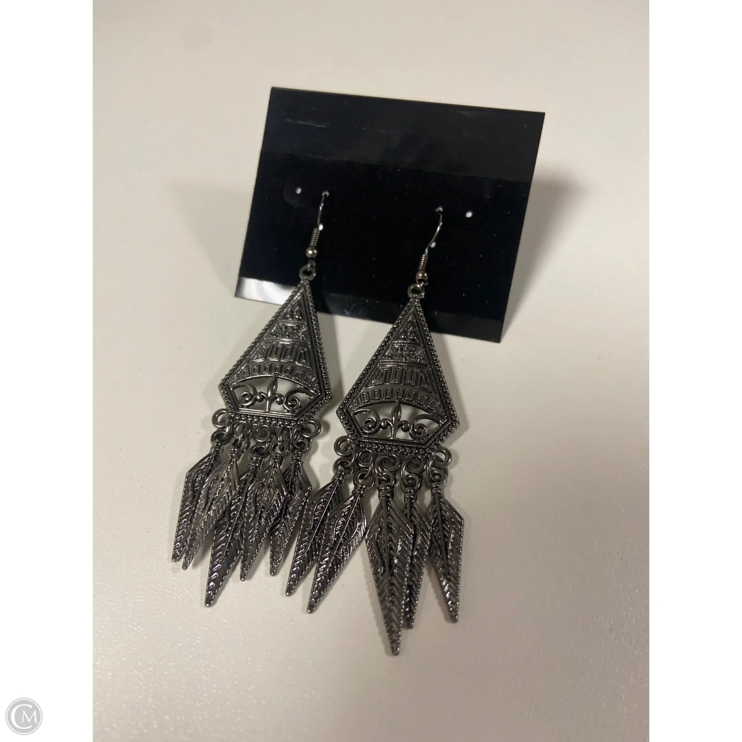 Earrings Dangle/drop By Clothes Mentor, Size: 1