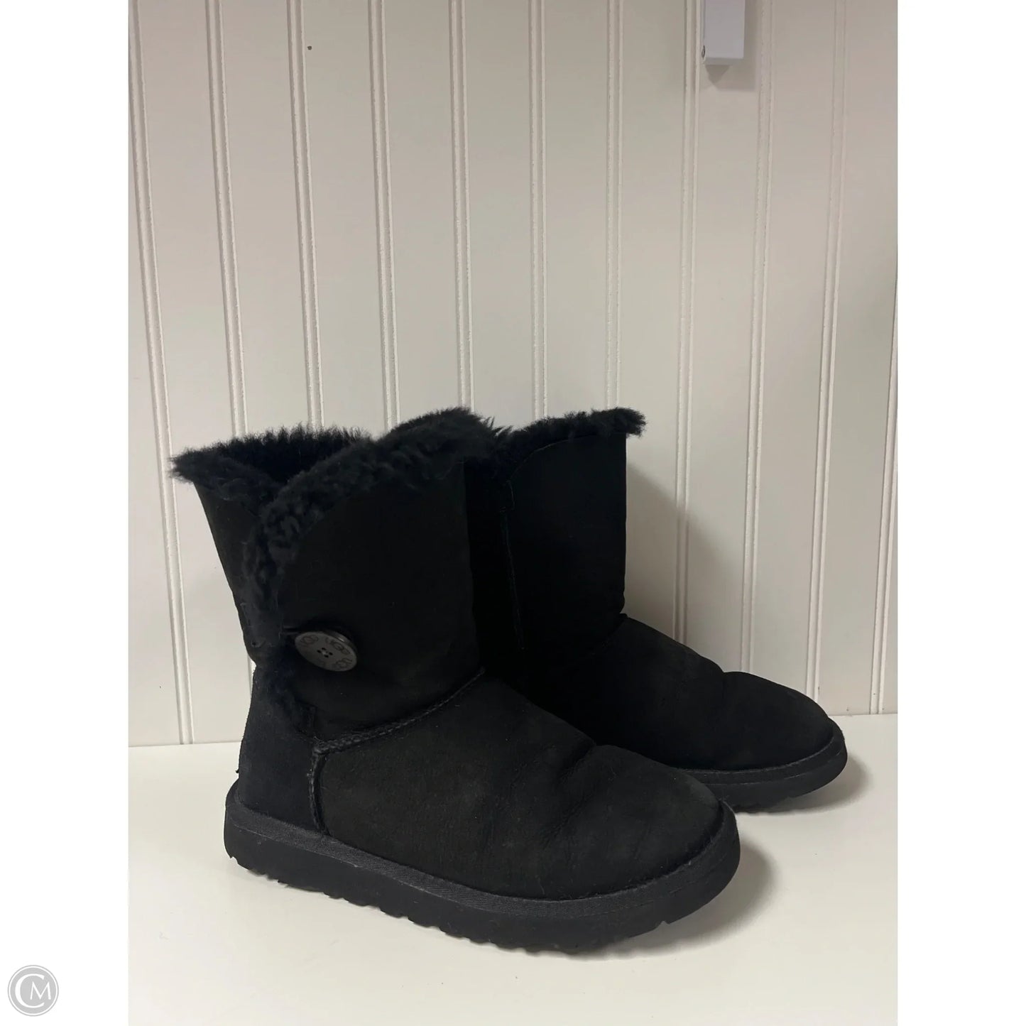 Boots Designer By Ugg In Black, Size: 7
