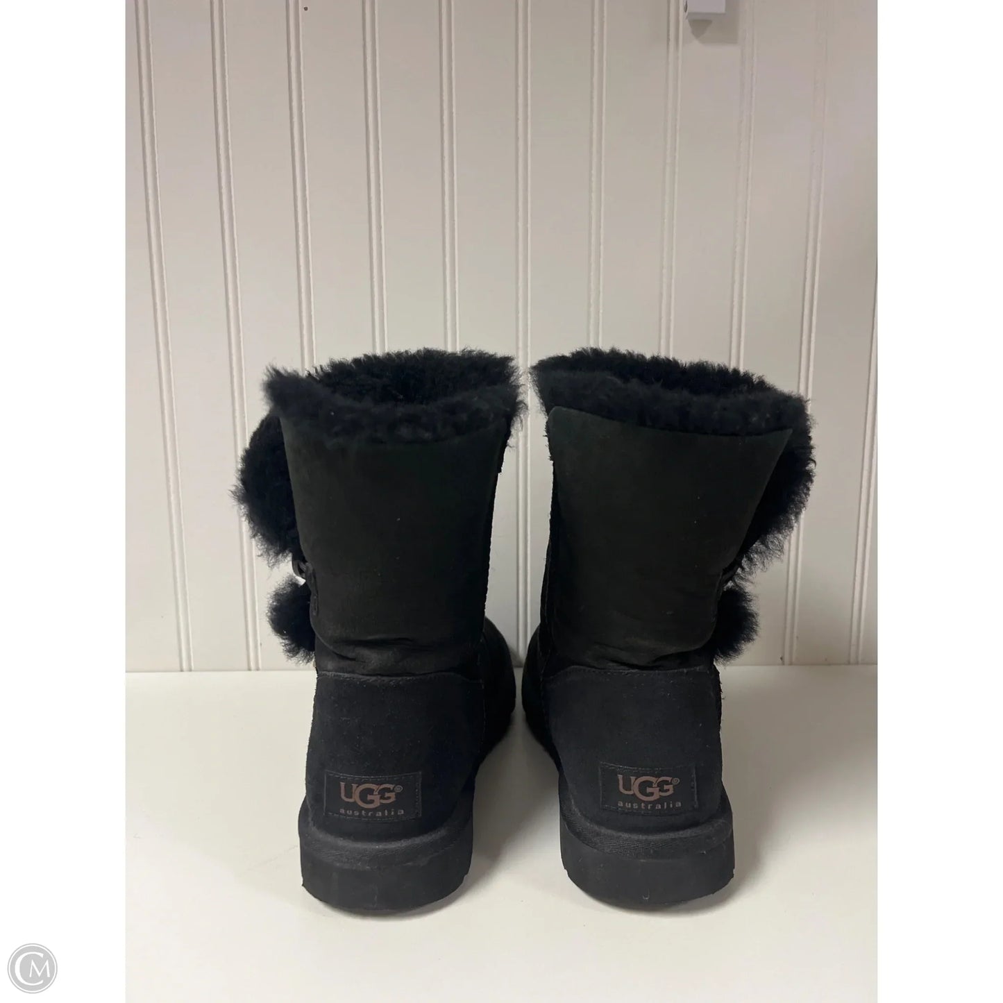 Boots Designer By Ugg In Black, Size: 7