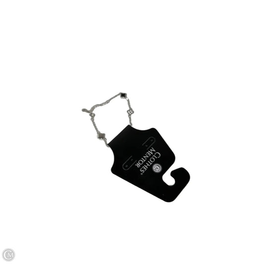 Bracelet Chain By Clothes Mentor, Size: 1